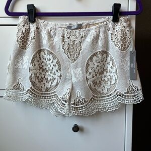 NWT Tart Collections White Lace Shorts small